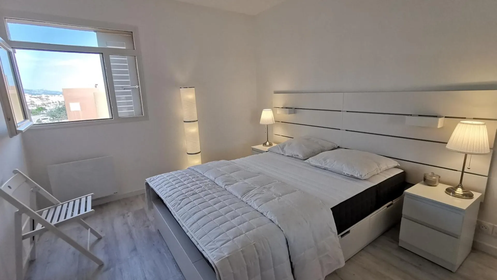 شقة Ile Du Frioul Feerique 102M2 8P Superbe Appartement Vue Mer 3 Terrasses Plage A Pied مارسيليا فرنسا